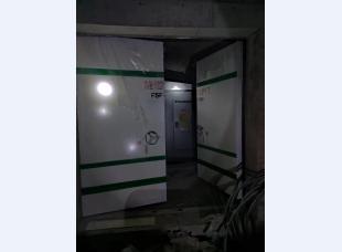 玻璃钢隧道防护门安装现场照片2